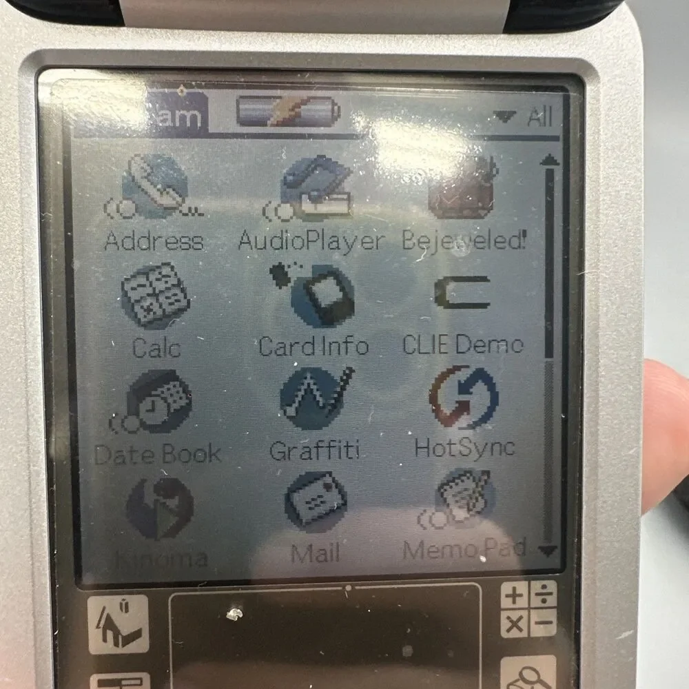 *READ* Sony Clie PEG-SJ33 Handheld PDA Personal Entertainment Organiser. In VGC